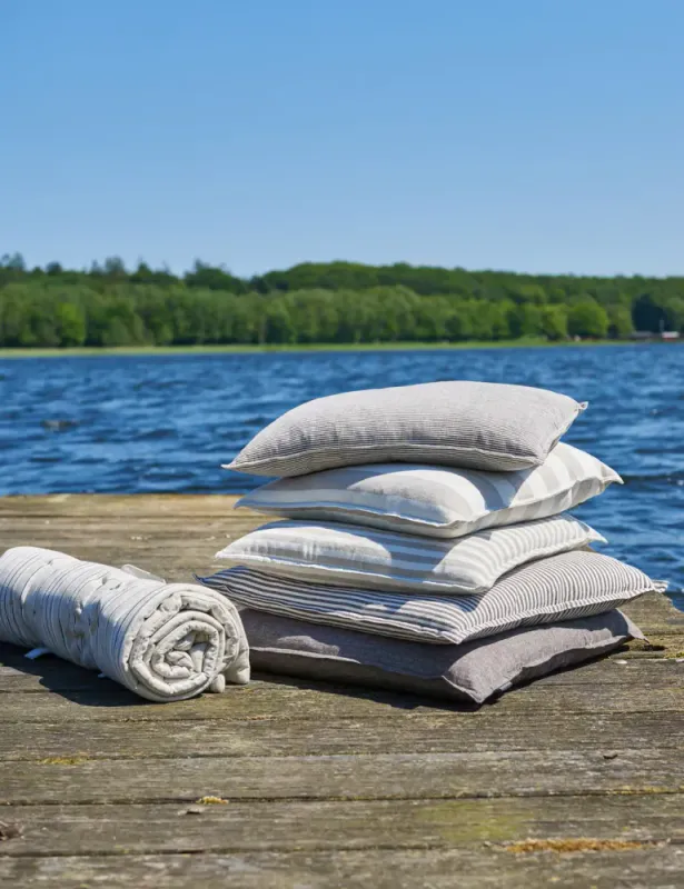 Putetrekk Beige m/striper 50x50cm 